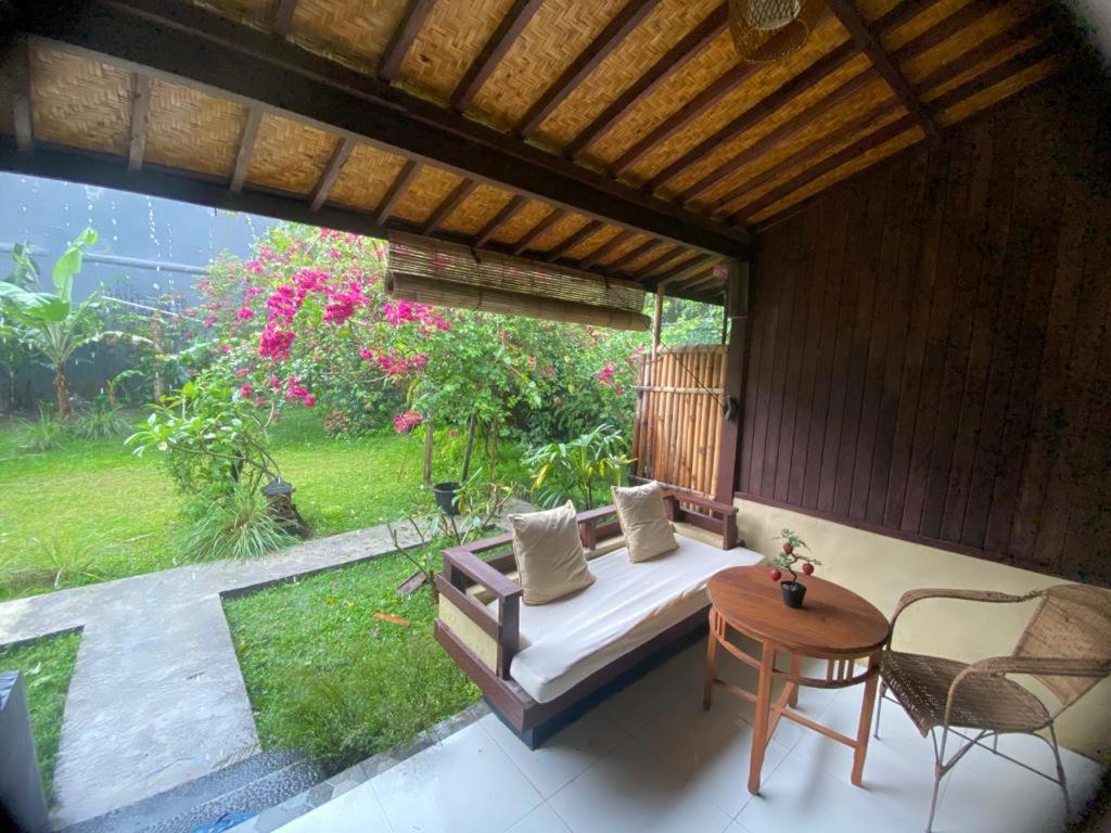 Pomelo Guest House Ubud Exteriör bild